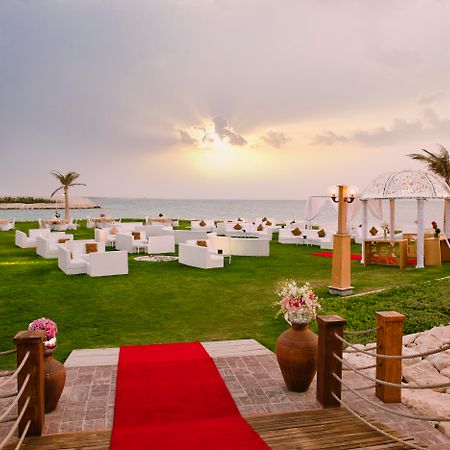 Sofitel Bahrain Zallaq Thalassa Sea & Spa Manama Extérieur photo The beach at the Ritz-Carlton, Laguna Beach