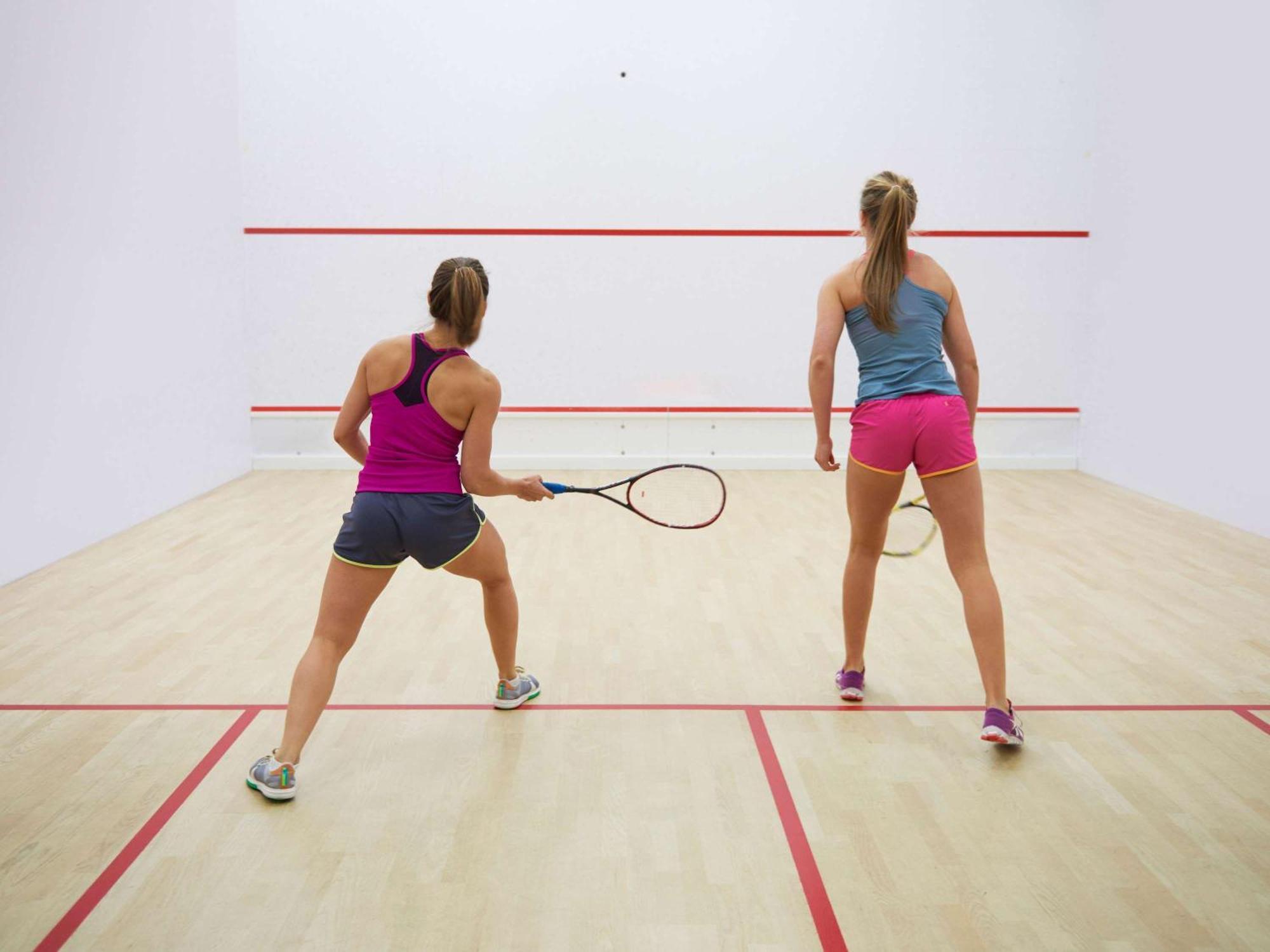 Sofitel Bahrain Zallaq Thalassa Sea & Spa Manama Extérieur photo Squash doubles